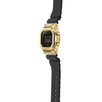 Pánske hodinky Casio GM-5600G-9ER
