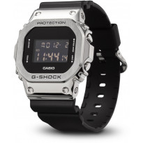 Pánske hodinky Casio GM-5600U-1ER