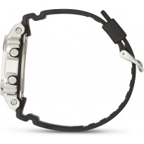 Pánske hodinky Casio GM-5600U-1ER