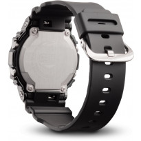 Pánske hodinky Casio GM-5600U-1ER