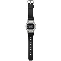 Pánske hodinky Casio GM-5600M-1ER